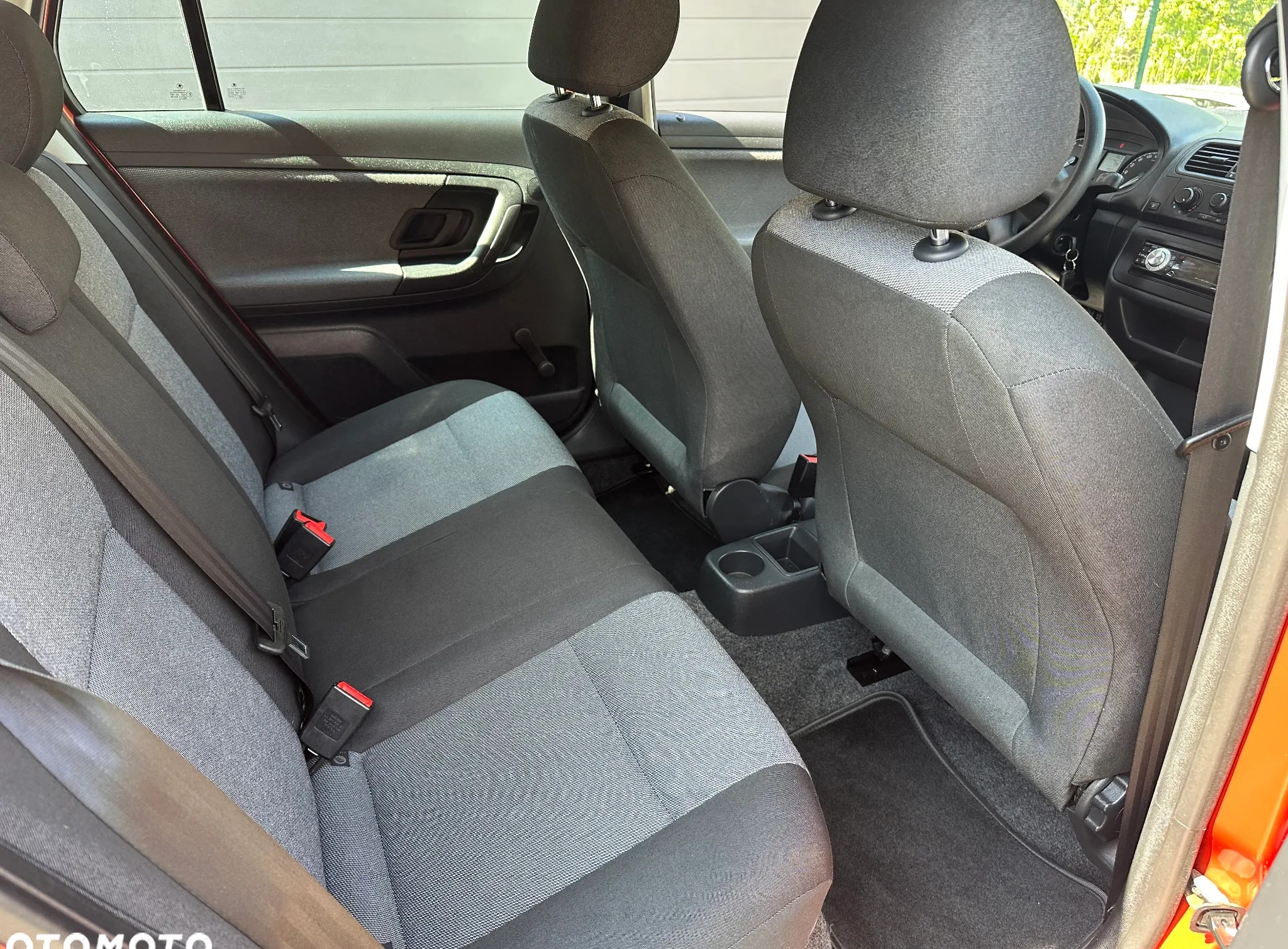 Skoda Fabia cena 14900 przebieg: 198000, rok produkcji 2009 z Sosnowiec małe 79
